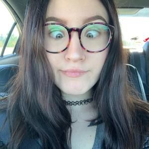 Meet your Posher, Rebekah